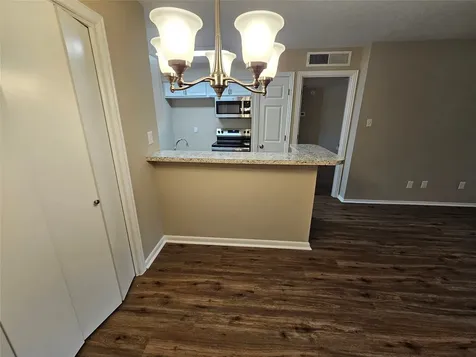 3224 Timmons Lane 128 Houston TX 77027