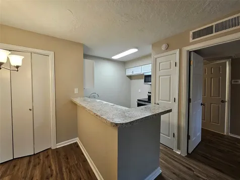 3224 Timmons Lane 128 Houston TX 77027