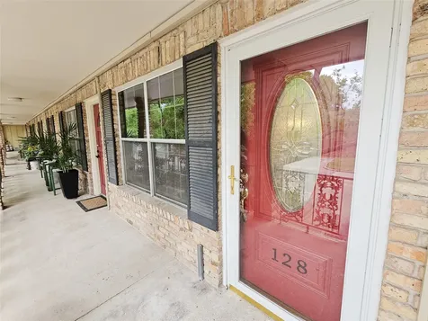 3224 Timmons Lane 128 Houston TX 77027