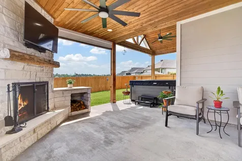136 Worley Way Huntsville TX 77320