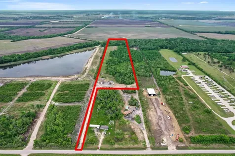 1369 County Road 486 Dayton TX 77535