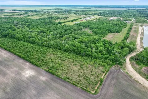 1369 County Road 486 Dayton TX 77535