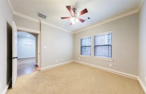 5924 Petty Street B Houston TX 77007