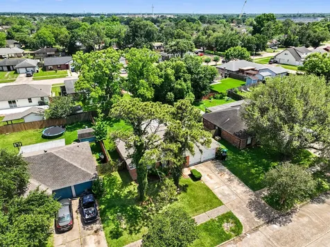 10414 Kirkdale Drive Houston TX 77089