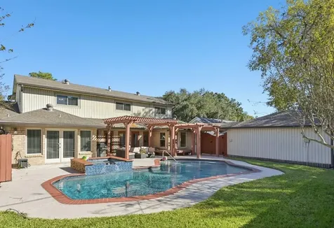 12527 Honeywood Trail Houston TX 77077