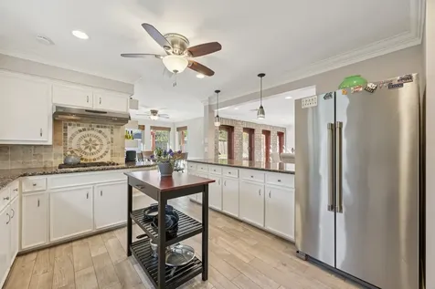 12527 Honeywood Trail Houston TX 77077