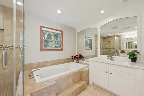 12527 Honeywood Trail Houston TX 77077