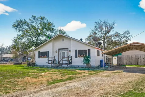 38241 N Bonnie Lake Drive Hempstead TX 77445