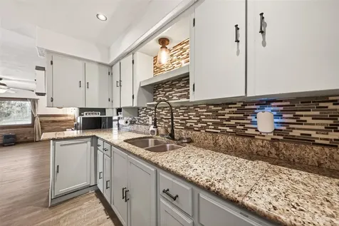 38241 N Bonnie Lake Drive Hempstead TX 77445