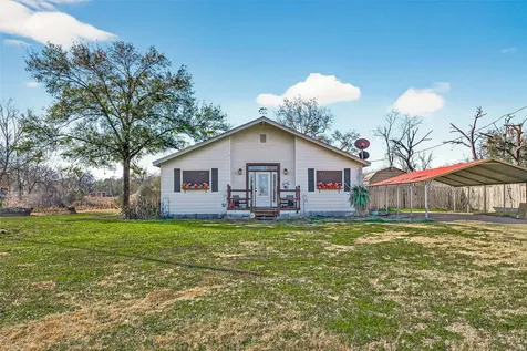 38241 N Bonnie Lake Drive Hempstead TX 77445
