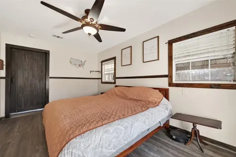 38241 N Bonnie Lake Drive Hempstead TX 77445