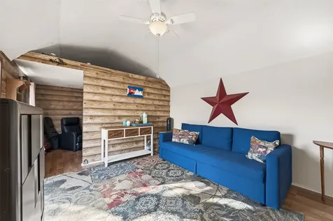 38241 N Bonnie Lake Drive Hempstead TX 77445