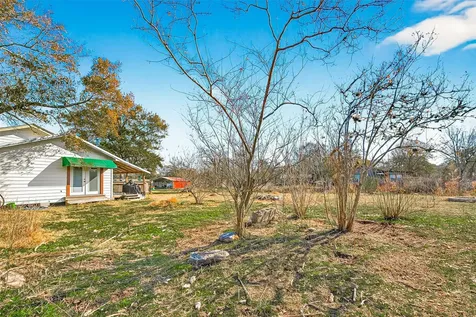 38241 N Bonnie Lake Drive Hempstead TX 77445