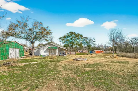 38241 N Bonnie Lake Drive Hempstead TX 77445