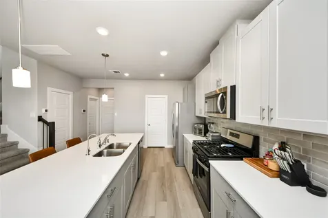 14810 Slow River Avenue Houston TX 77082