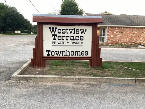 1252 Eagle Lake Road 8 Sealy TX 77474