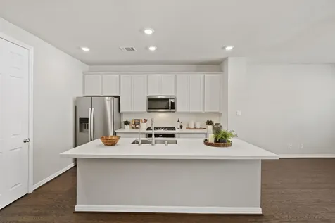 9443 Towne Lake Parkway Cypress TX 77433