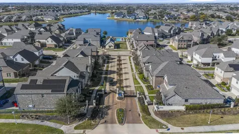 9443 Towne Lake Parkway Cypress TX 77433