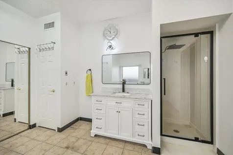 2503 Hodges Bend Circle Sugar Land TX 77479