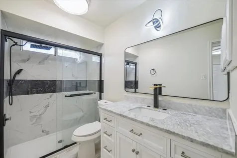 2503 Hodges Bend Circle Sugar Land TX 77479