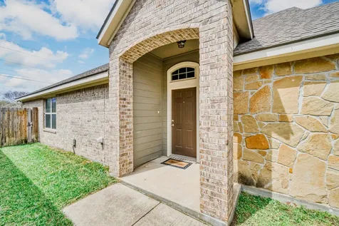 3806 Snowdance Court College Station TX 77845