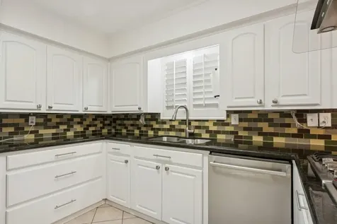 2705 Huckleberry Lane Pasadena TX 77502