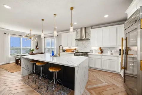 915 Bernard Meadows Drive East Bernard TX 77435