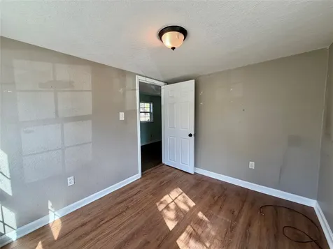 322 Hays Road Oyster Creek TX 77541