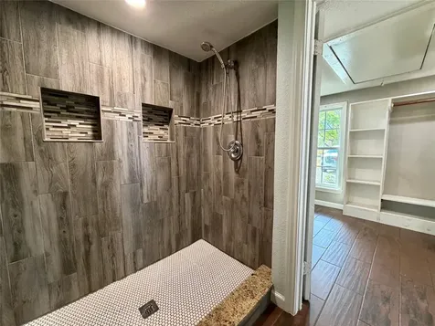 322 Hays Road Oyster Creek TX 77541