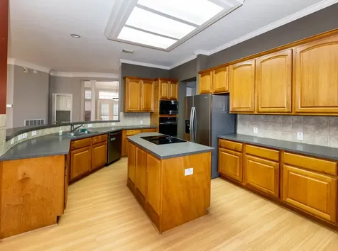 2435 Thorndon Park Court League City TX 77573