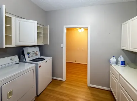 2435 Thorndon Park Court League City TX 77573
