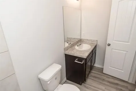 8722 Lar-ree Oaks Circle Houston TX 77028