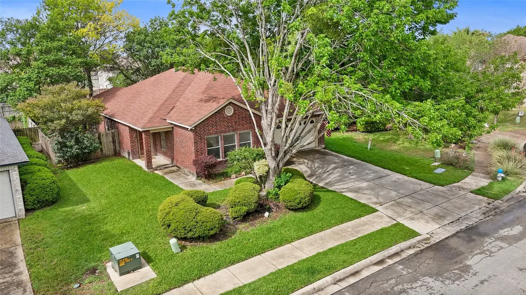 331 Stone Point New Braunfels TX 78130