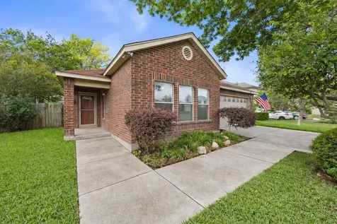 331 Stone Point New Braunfels TX 78130