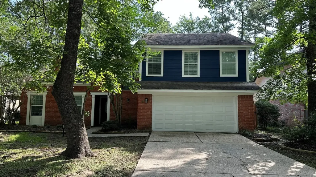 8 Fawnchase Court The Woodlands TX 77381