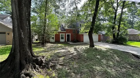 8 Fawnchase Court The Woodlands TX 77381