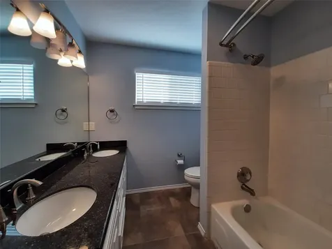 8 Fawnchase Court The Woodlands TX 77381