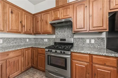 4009 Reatta Lane College Station TX 77845