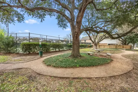 1513 Beaconshire Road Houston TX 77077
