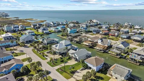 22202 Frio Drive Galveston TX 77554