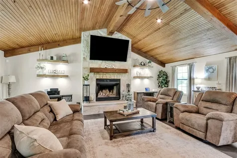 17323 Rabon Chapel Road Montgomery TX 77316