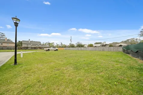 7903 S Villa Circle Hilshire Village TX 77055
