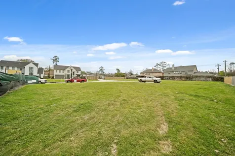 7903 S Villa Circle Hilshire Village TX 77055