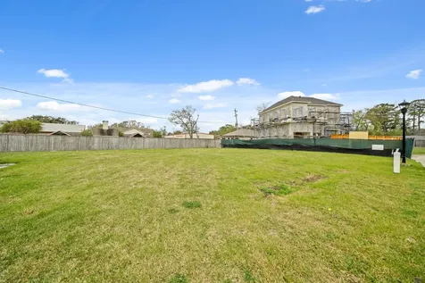 7903 S Villa Circle Hilshire Village TX 77055