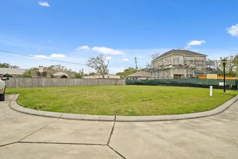 7903 S Villa Circle Hilshire Village TX 77055