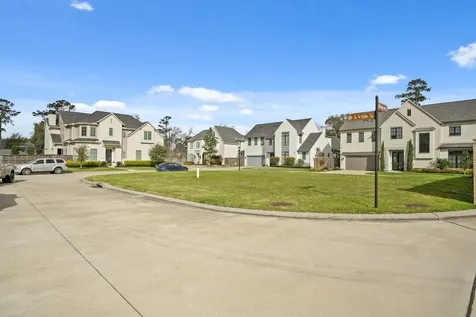 7903 S Villa Circle Hilshire Village TX 77055