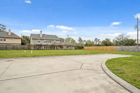 7903 S Villa Circle Hilshire Village TX 77055