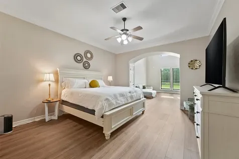 3100 Richard Lane Friendswood TX 77546
