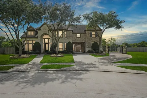 3100 Richard Lane Friendswood TX 77546