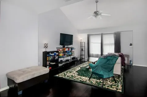 2236 Ann Street Houston TX 77003